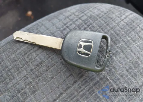 2004 Honda Cr-V Lx from USA, damaged, VIN JHLRD68544C021987